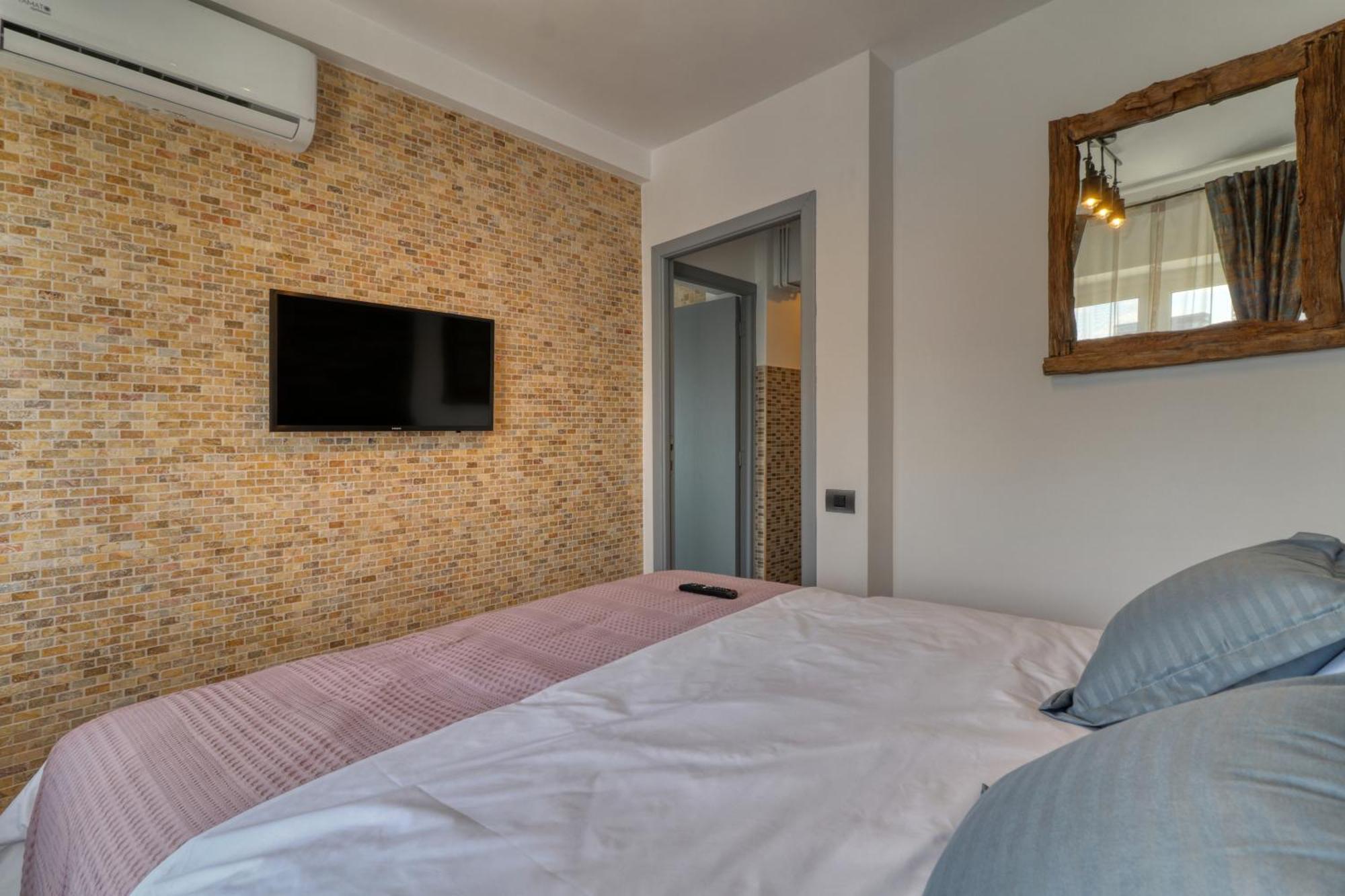 Rdi Elegance Apartment Downtown Bucharest Exterior photo